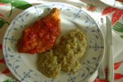 kokkinisto-melitzana-poure